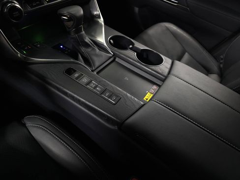 Used 2023 Lexus LX 600 4WD w/ Appearance Package image 36