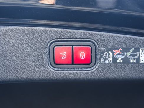 Certified 2023 Mercedes-Benz E 450 4MATIC Coupe image 11