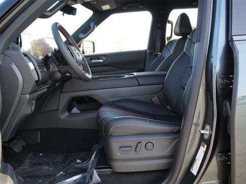 New 2025 Nissan Armada PRO-4X image 7