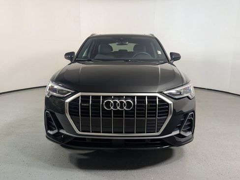 Used 2025 Audi Q3 2.0T Premium AWD/4WD image 2