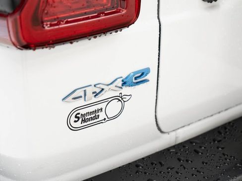 Used 2022 Jeep Wrangler Unlimited Sahara w/ Cold Weather Group image 13