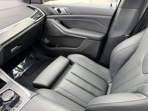 Certified 2022 BMW X5 xDrive40i image 13
