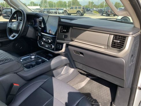 Used 2024 Ford Expedition Max XLT AWD/4WD image 63