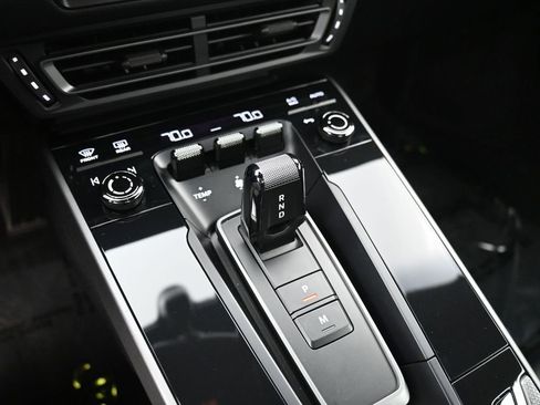 Certified 2024 Porsche 911 Carrera image 21