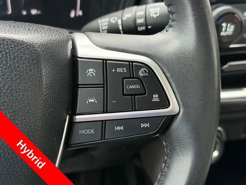 Used 2024 Toyota Grand Highlander XLE FWD image 22