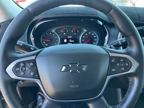 Used 2020 Chevrolet Traverse RS AWD/4WD image 2