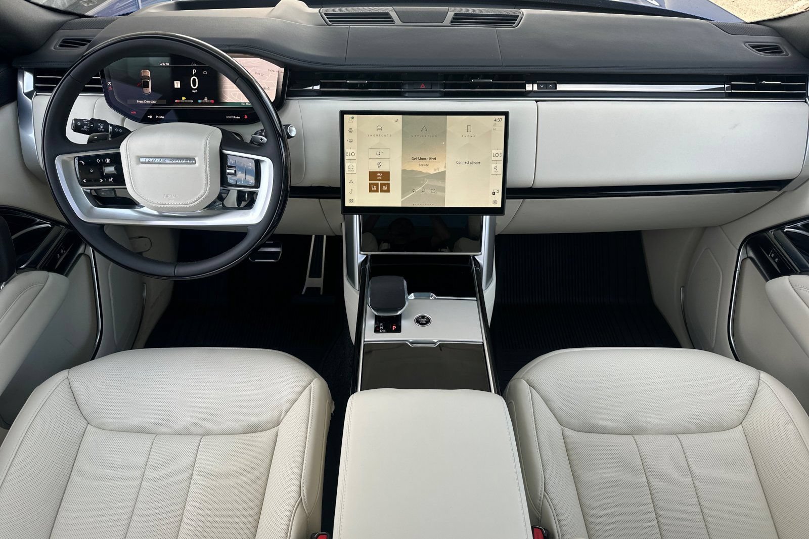 New 2026 Land Rover Range Rover SE AWD/4WD image 13