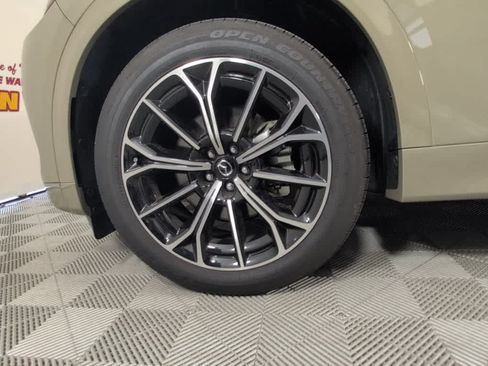 Certified 2025 MAZDA CX-70 3.3 Turbo S w/ Premium Package AWD/4WD image 12