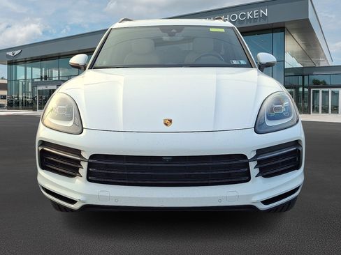 Used 2020 Porsche Cayenne AWD/4WD image 2