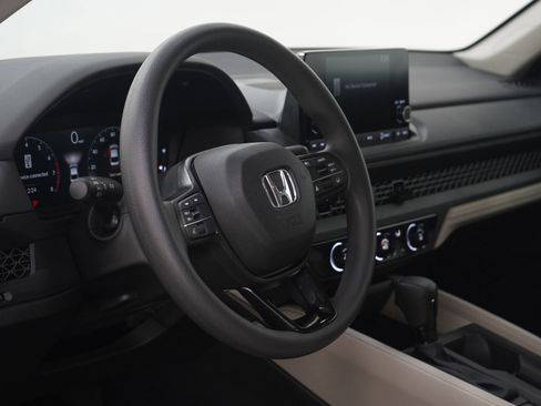 Used 2024 Honda Accord LX image 22