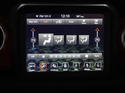 Used 2018 Jeep Wrangler Rubicon AWD/4WD image 22