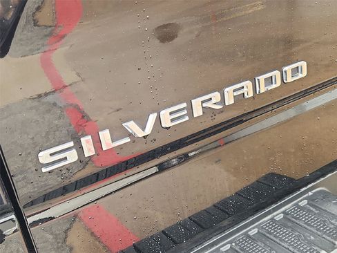 Used 2022 Chevrolet Silverado 1500 LT Trail Boss AWD/4WD image 30