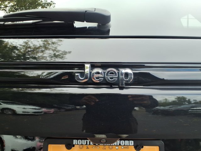 Certified 2023 Jeep Grand Cherokee Laredo X AWD/4WD image 26