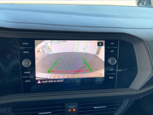 Used 2023 Volkswagen Jetta SEL FWD image 29