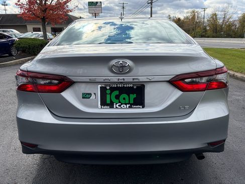 Used 2024 Toyota Camry LE image 9