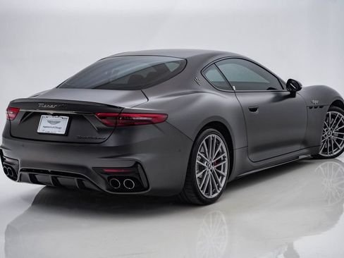 Used 2024 Maserati GranTurismo Trofeo AWD/4WD image 11