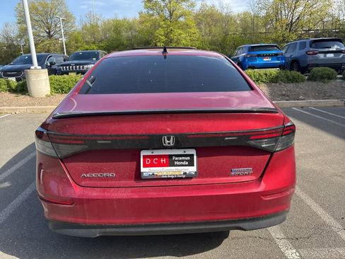 Used 2023 Honda Accord Sport image 11