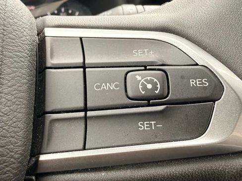 Used 2024 Jeep Compass Latitude AWD/4WD image 20