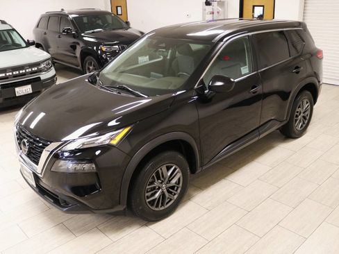 Used 2021 Nissan Rogue S FWD image 95