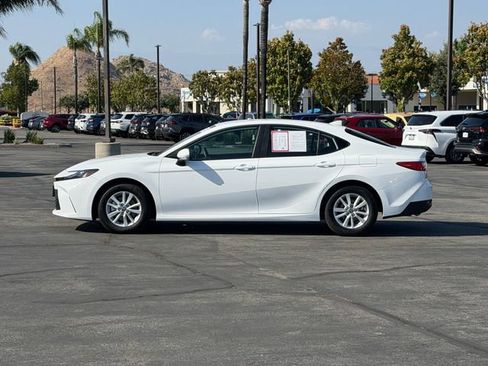 Used 2026 Toyota Camry LE FWD image 9
