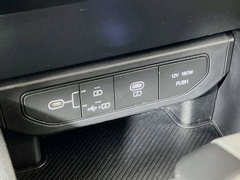 Used 2025 Kia K4 FWD image 19