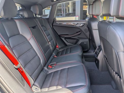 Certified 2024 Porsche Macan GTS AWD/4WD image 24
