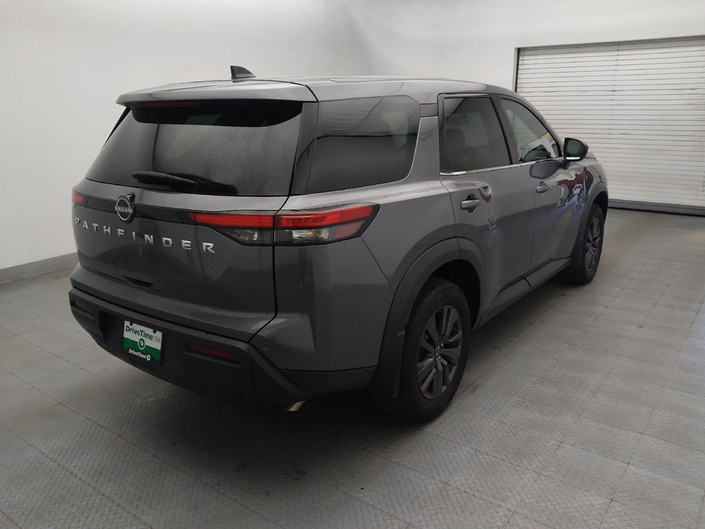Used 2023 Nissan Pathfinder S w/ Cargo Package FWD image 9