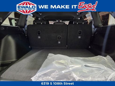 New 2025 Jeep Grand Cherokee Limited image 19