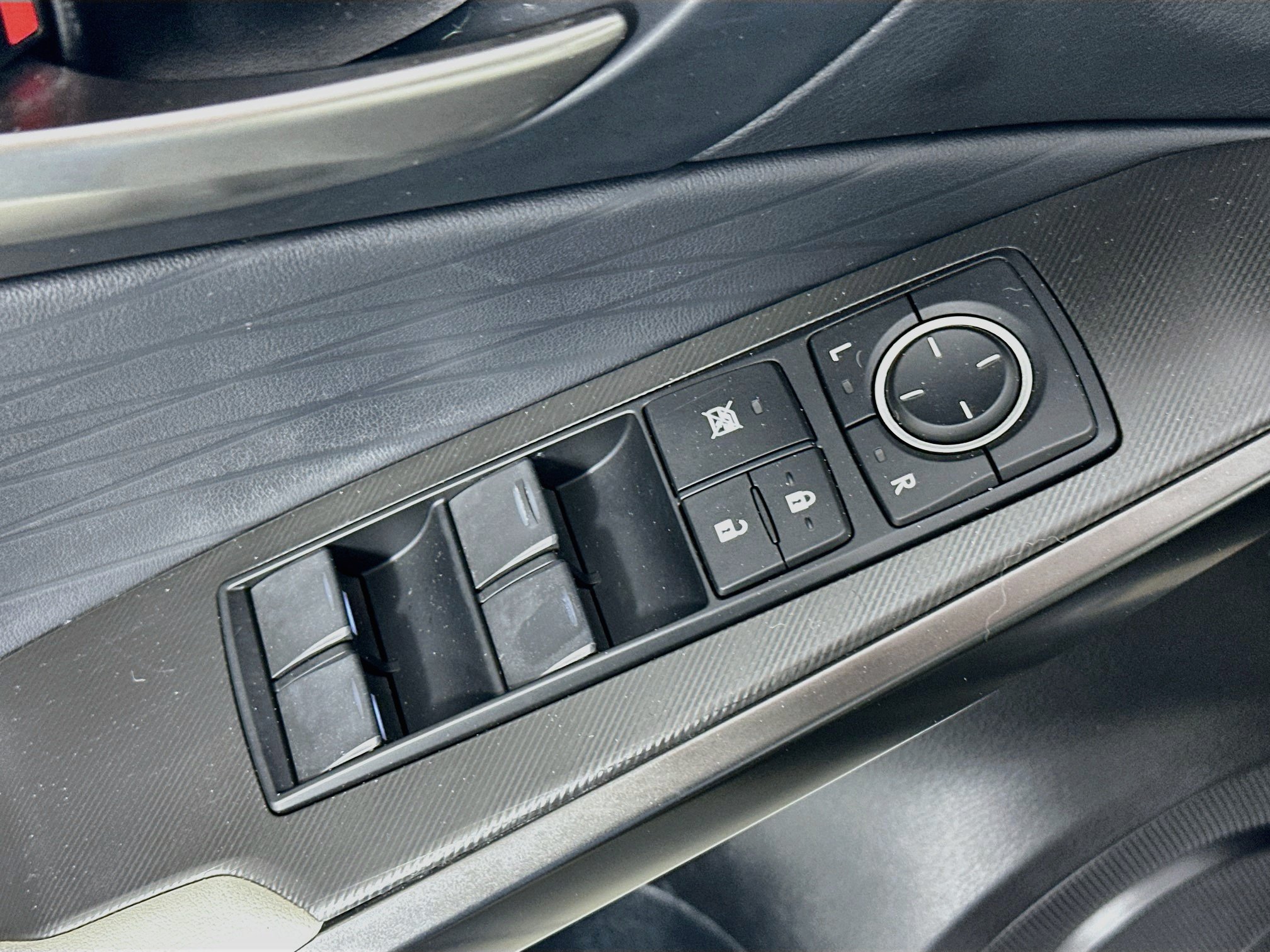 Used 2021 Lexus IS 350 F Sport w/ Accessory Package RWD image 17