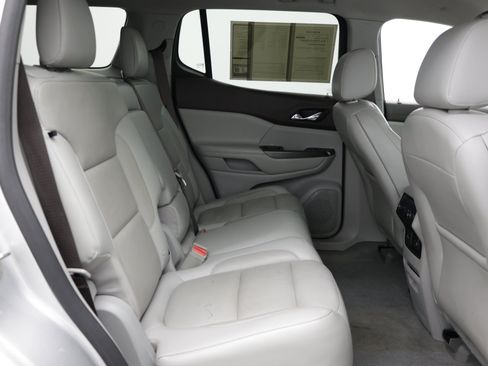 Used 2019 GMC Acadia SLT w/ LPO, Cargo Package FWD image 42