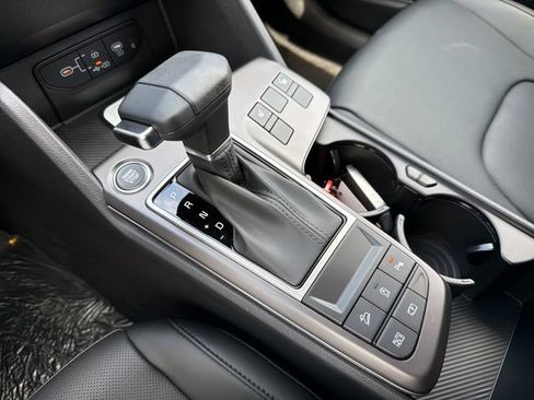 New 2026 Kia Sportage EX FWD image 15