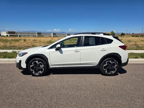 Used 2023 Subaru Crosstrek 2.5i Limited AWD/4WD image 2