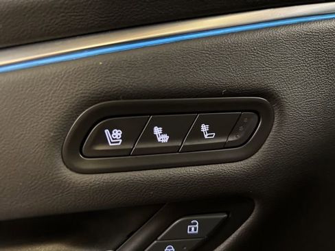 Used 2023 Cadillac Escalade ESV Sport image 50