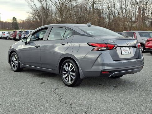 Used 2023 Nissan Versa SV w/ Trunk Package image 4