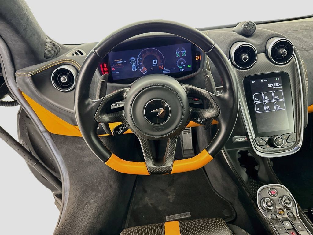 Used 2019 McLaren 570S Coupe RWD image 23