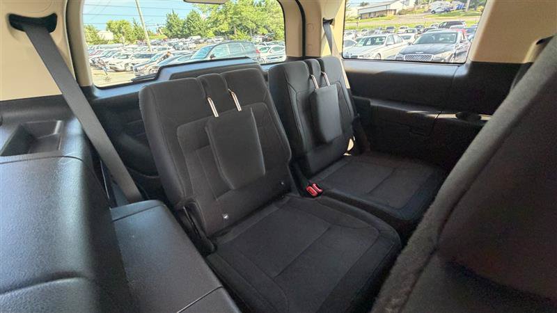 Used 2018 Ford Flex SE FWD image 10