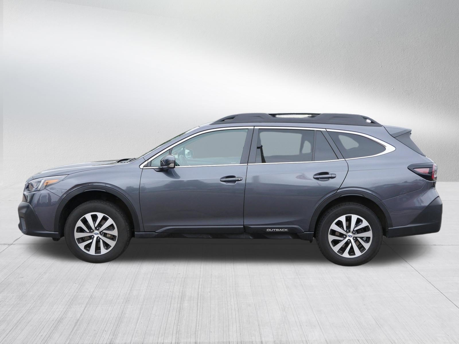 Used 2022 Subaru Outback Premium AWD/4WD image 4