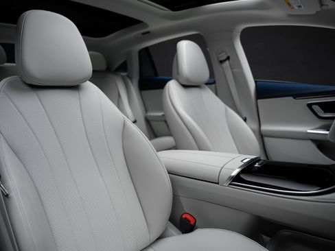 Used 2024 Mercedes-Benz EQE 350+ Sedan image 60