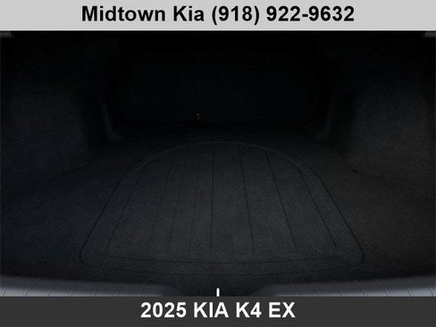 New 2025 Kia K4 EX image 19