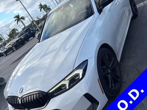 Used 2023 BMW 330i Sedan w/ M Sport Package image 1