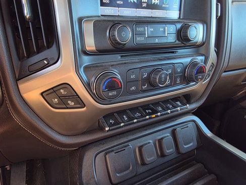 Used 2018 GMC Sierra 3500 Denali w/ Duramax Plus Package AWD/4WD image 19