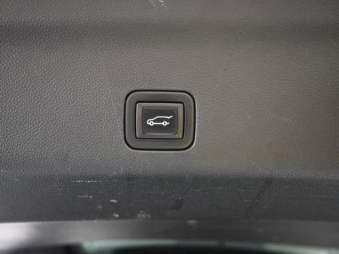 Certified 2023 Chevrolet Suburban Premier w/ Max Trailering Package image 11