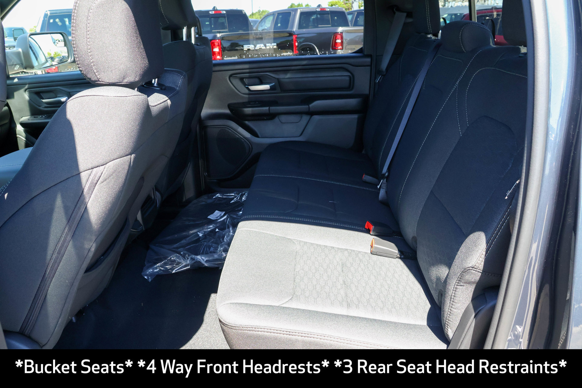 New 2026 RAM 1500 Express AWD/4WD image 16