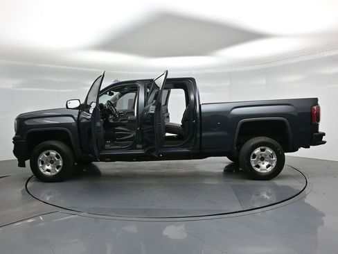 Used 2018 GMC Sierra 1500 Denali image 34