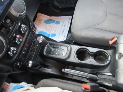 Used 2017 Jeep Wrangler Unlimited Sport w/ Quick Order Package 24S image 21