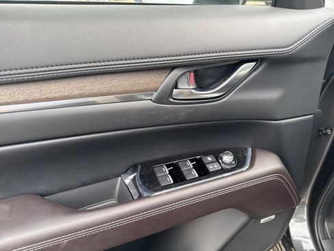 New 2025 MAZDA CX-5 Signature image 11