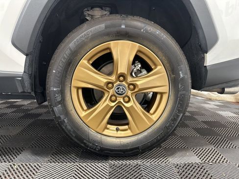 Used 2024 Toyota RAV4 XLE image 29