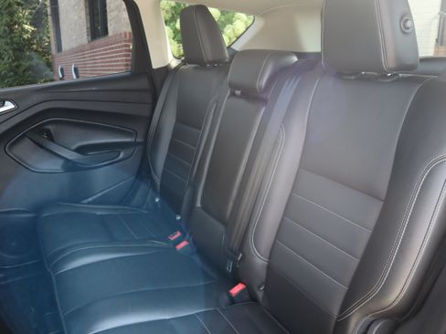 Used 2014 Ford Escape Titanium w/ Equipment Group 401A FWD image 24
