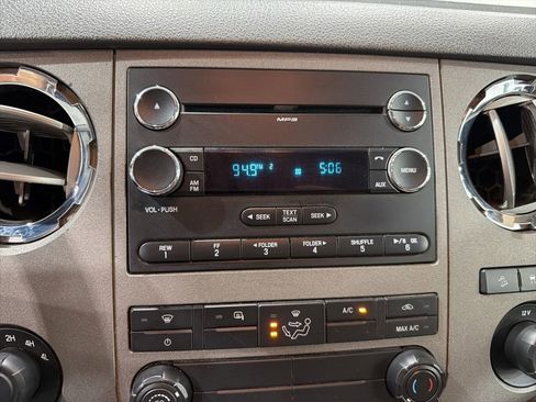 Used 2011 Ford F250 XLT w/ XLT Premium Pkg AWD/4WD image 12