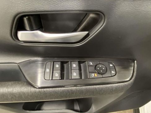 New 2026 Nissan Kicks SV w/ SV Premium Package FWD image 12